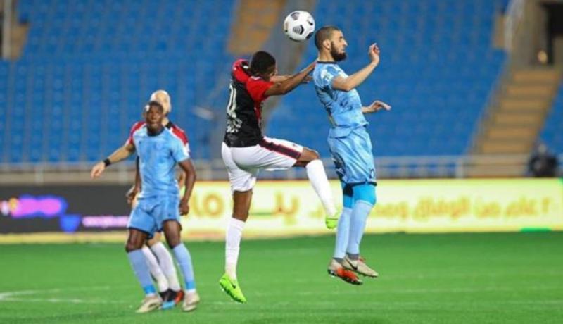 مباراة الباطن والرائد