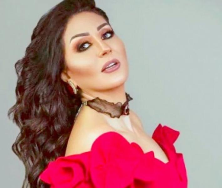  وفاء عامر 