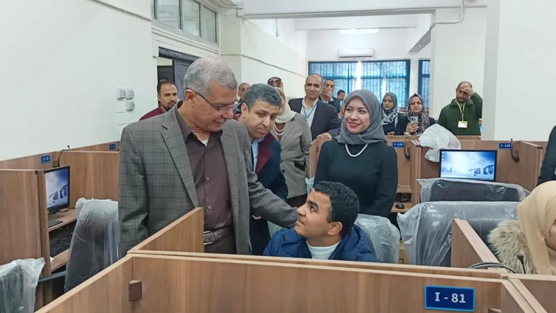 جولة رئيس جامعة الزقازيق 