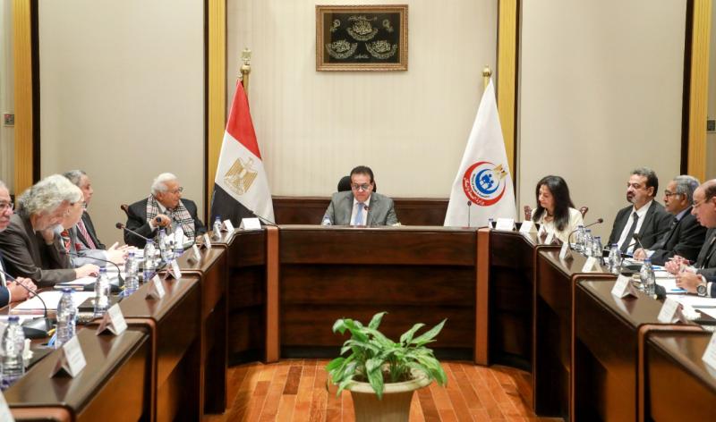 خلال الاجتماع 