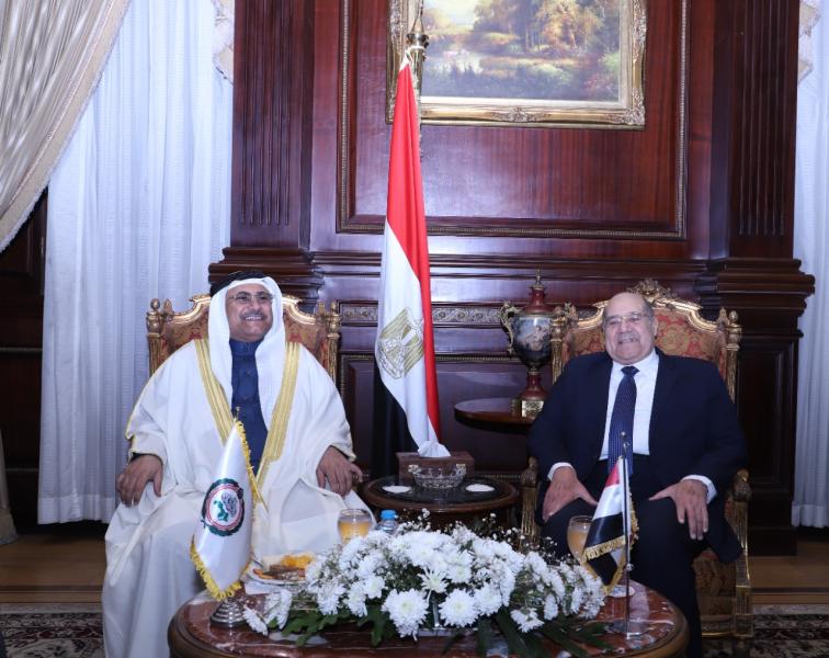 جانب من اللقاء 