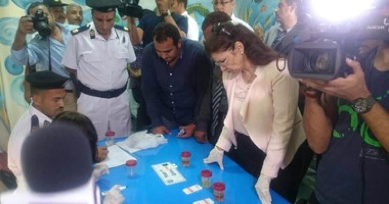 تحاليل المخدرات _أرشيفية