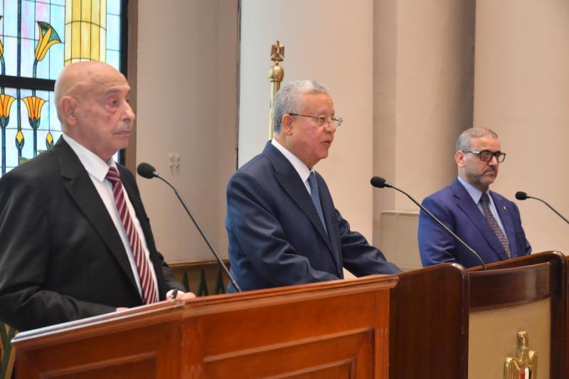 خلال المؤتمر الصحفي 