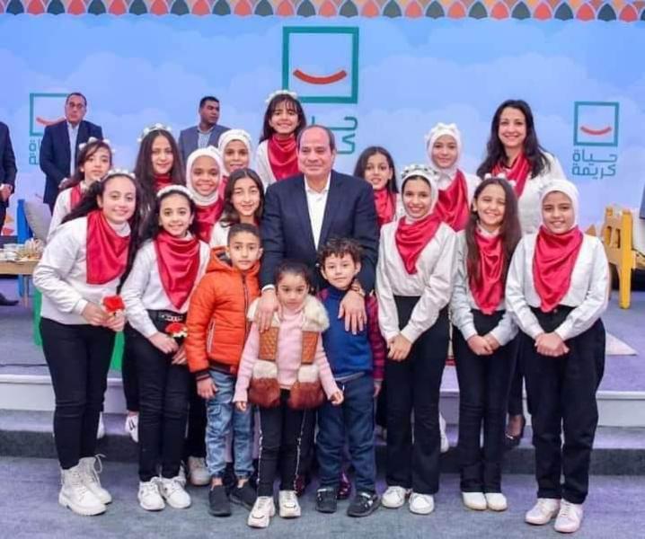أهالي سوهاج يشكرون الرئيس:  وعدت فاوفيت  وعادت لنا انسانيتنا .
