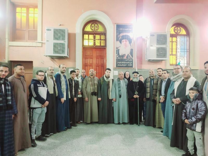 حماة الوطن" أسيوط يشارك الأخوة الاقباط قداس عيد الميلاد المجيد 