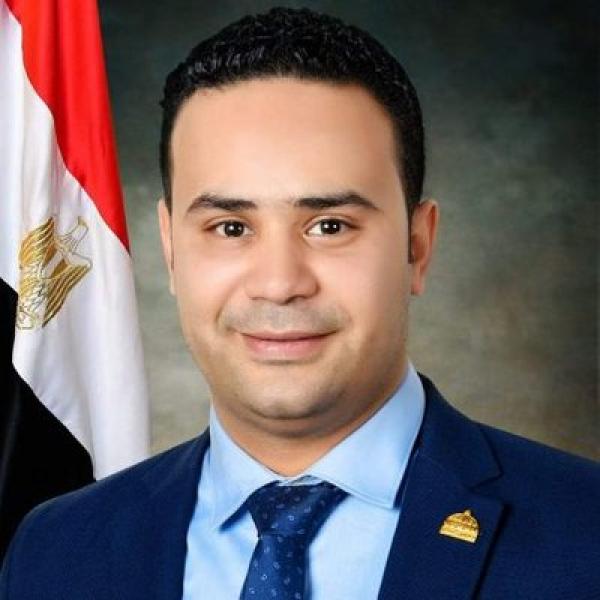 النائب محمود بدر 