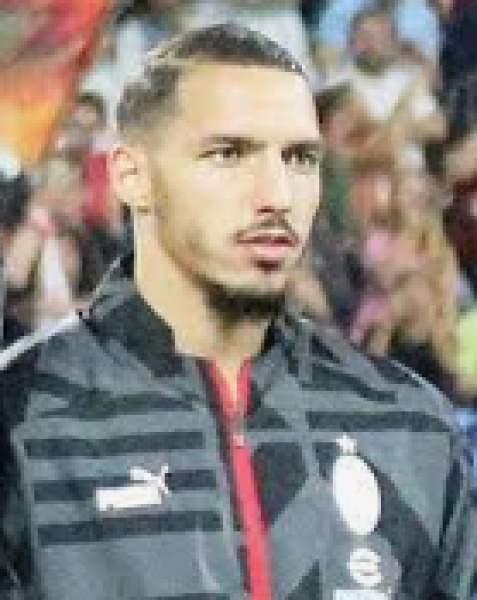 إسماعيل بن ناصر