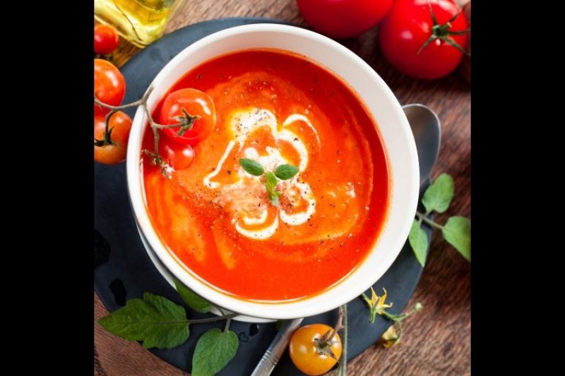 شوربة طماطم بالكريمة