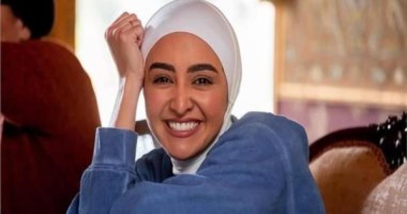  هلا رشدى 