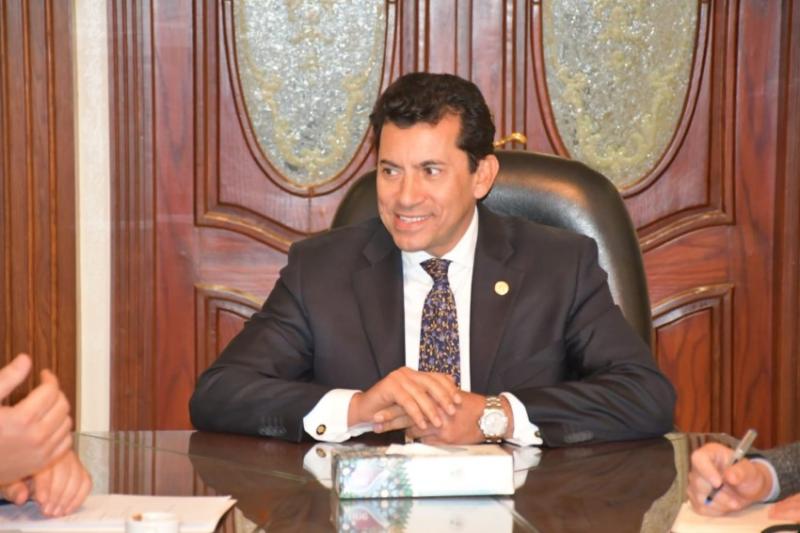 وزير الشباب 