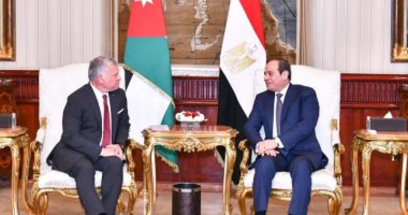 خلال الاجتماع