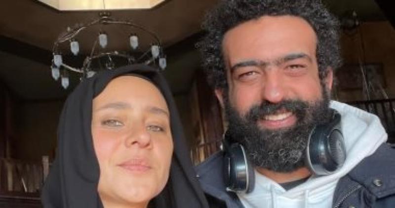 نيللى كريم وماندو العدل