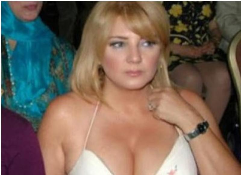 الفنانة ندى بسيونى