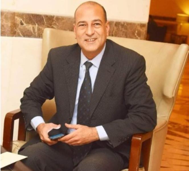 الكاتب الصحفى عبد الناصر محمد