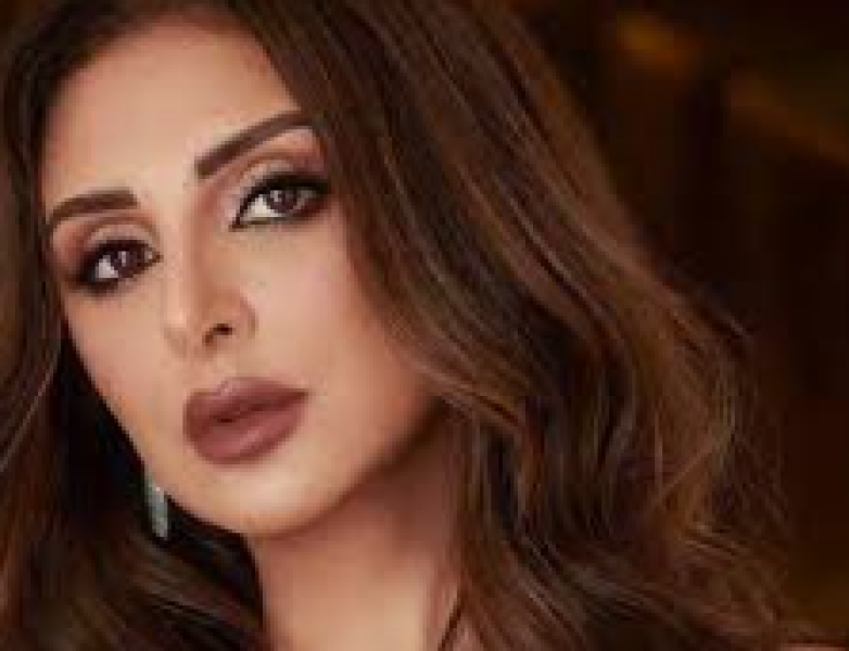 الفنانة أنغام