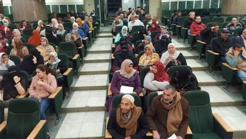   صحة المنيا تطلق حملة طرق الأبواب للتطعيم ضد كورونا