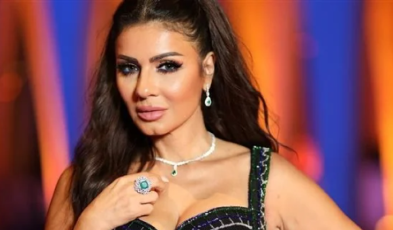 نجلاء بدر