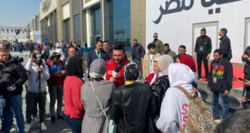 أحمد يونس وجمهور المعرض