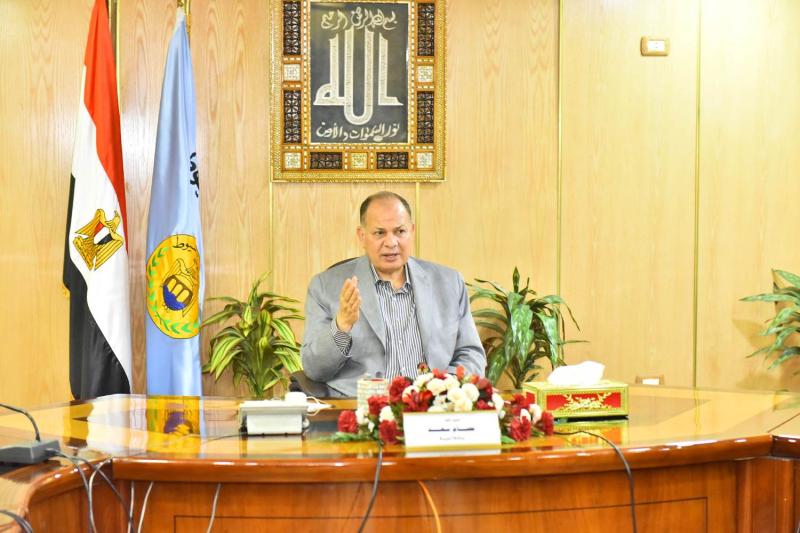 محافظ أسيوط  