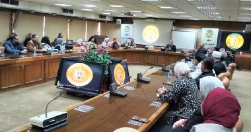 جانب من الدورات التدريبية
