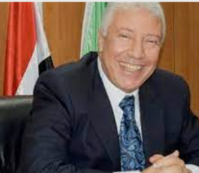 المستشار محمد بكر رئيس هيئة قضايا الدولة