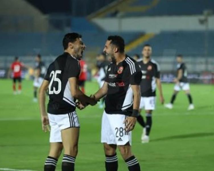 أكرم توفيق وكريم فؤاد