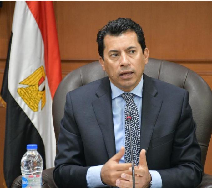 وزير الشباب والرياضة 