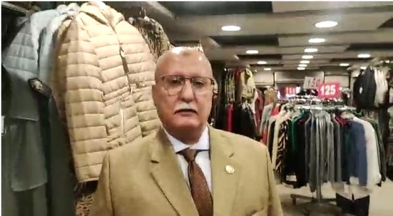 الاستاذ أحمد أبو الفضل