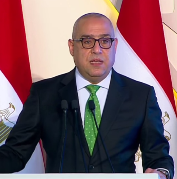 وزير الاسكان