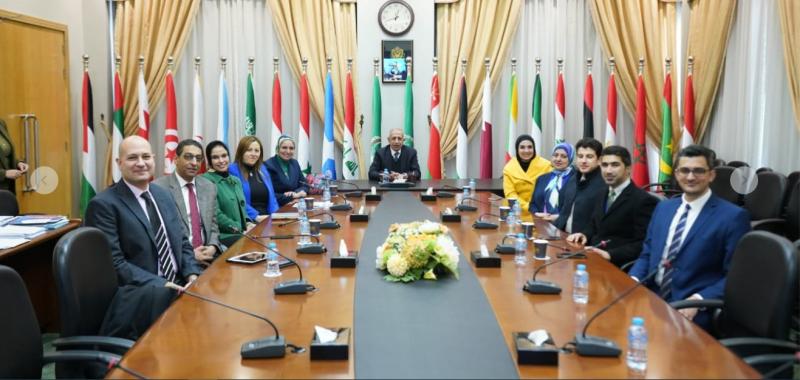 الدكتور إسماعيل عبد الغفار وجانب من اللقاء