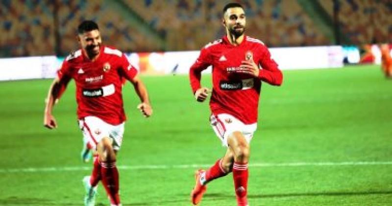 عمرو السولية نجم الأهلى