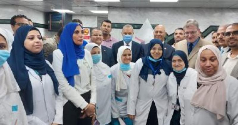 أطباء مستشفى جامعة بنها