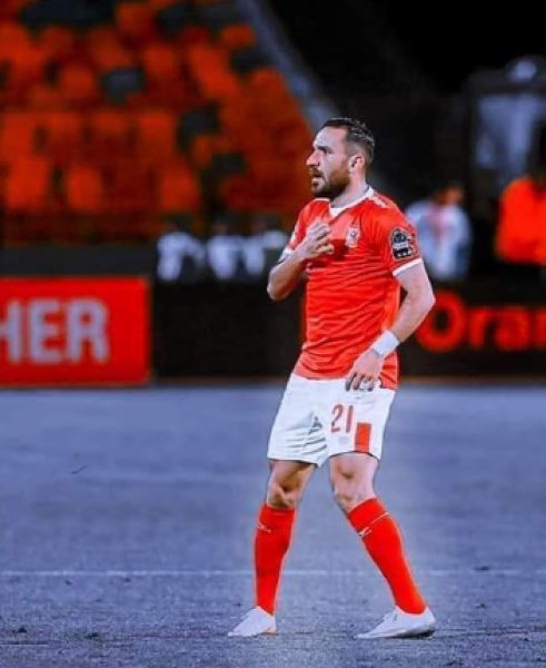 على معلول نجم الاهلى