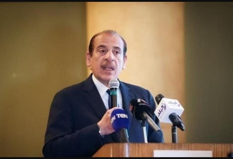 د. عمرو قنديل 