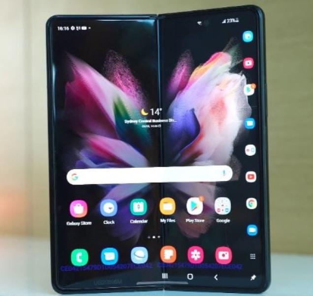 سامسونج Galaxy Z Fold3 ف