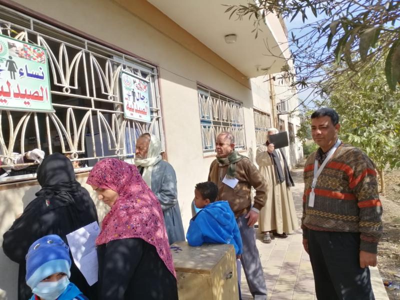 الكشف الطبى على 1879مواطن بالروضة 