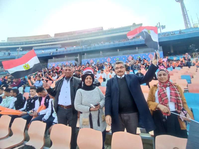 أثناء حضور المباراة 
