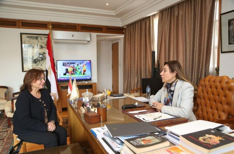 وزيرة الثقافة والأمين العام للمجلس القومي للطفولة والأمومة
