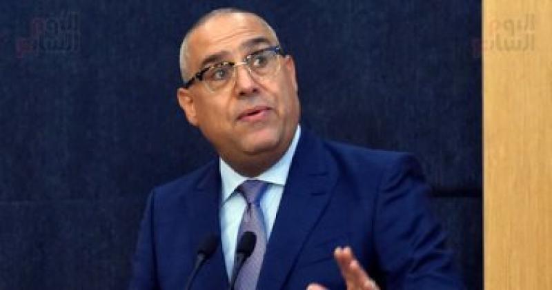 وزير الاسكان 