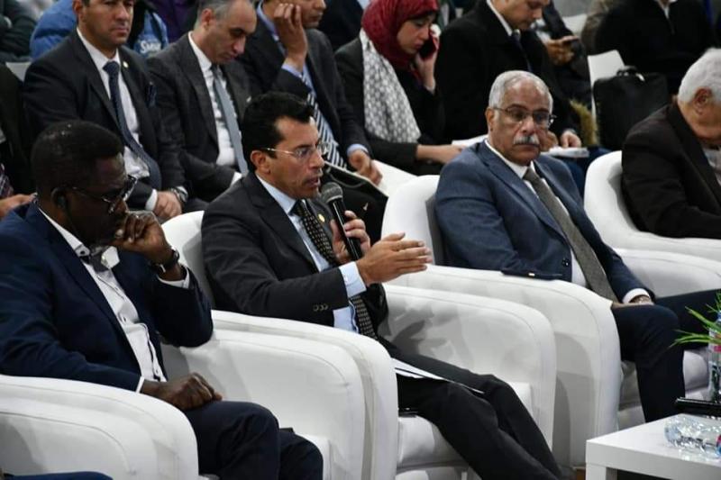 جانب من الحدث 