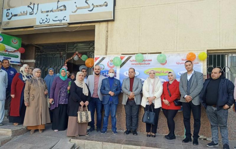 وكيل وزارة الصحة بالشرقية يتابع بدء تنفيذ حملة "حقك تنظمي"  بأبوحماد