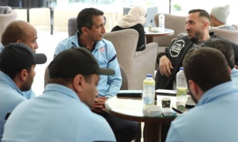 علي معلول يزور منتخب تونس للشباب قبل مواجهة زامبيا