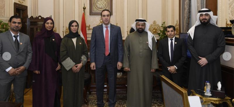 المستشار أحمد مناع والوفد البحرينى