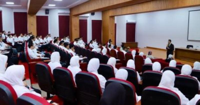 جانب من الورشة 