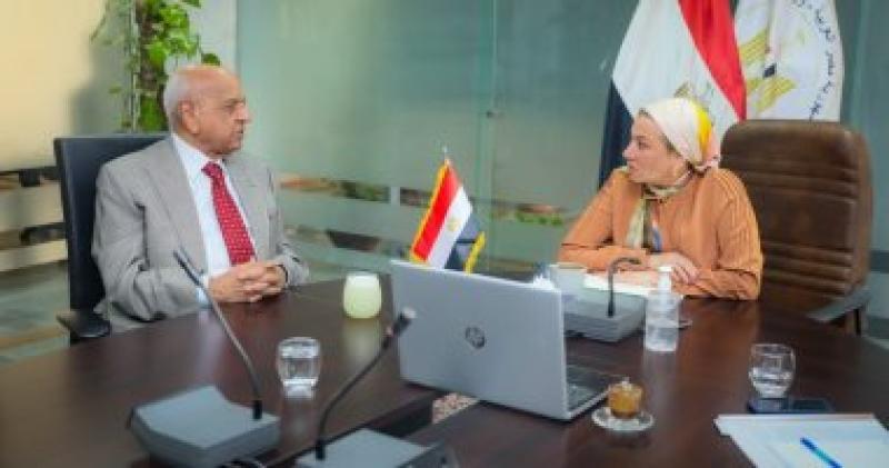وزيرة البيئة 