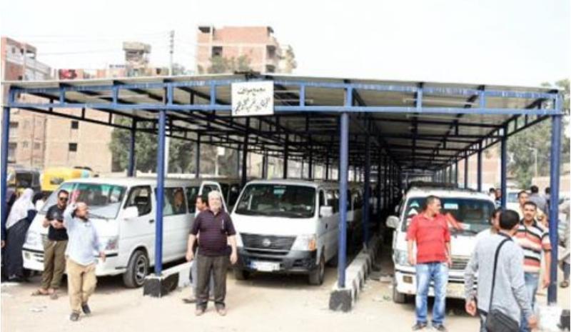 محافظ الشرقية بمجمع المواقف