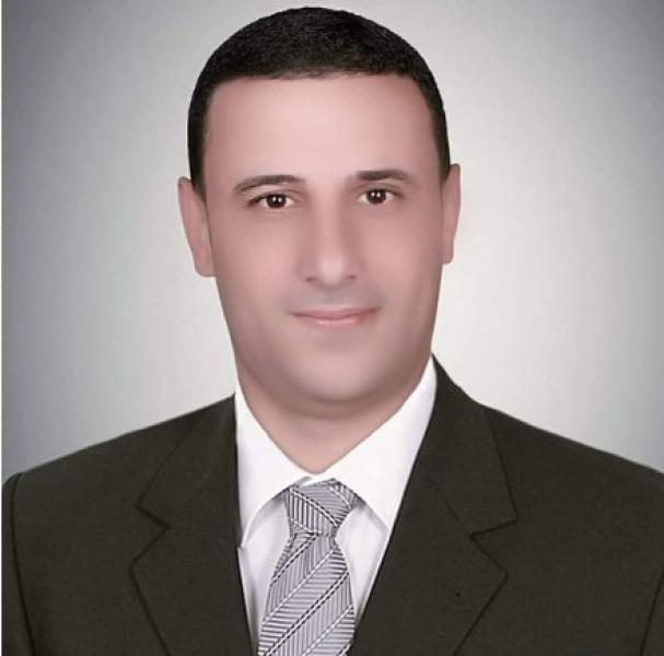 مدير مكتب الدقهلية  متولى عمر