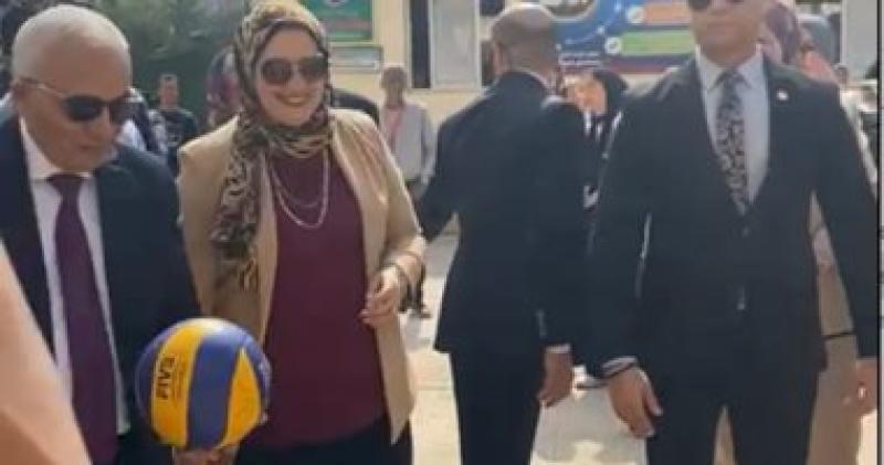 الدكتور رضا حجازى وزير التعليم