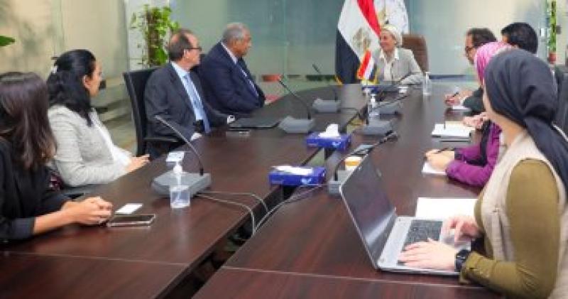 جانب من الاجتماع 