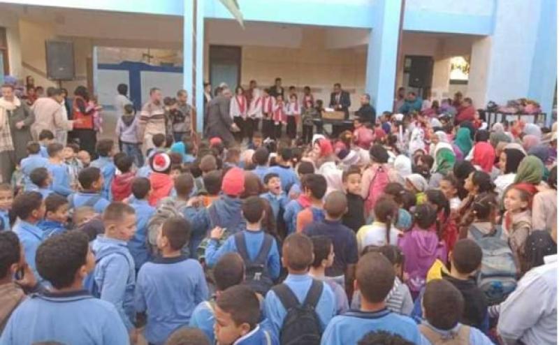 جانب من فعاليات البرنامج الثقافي والفني